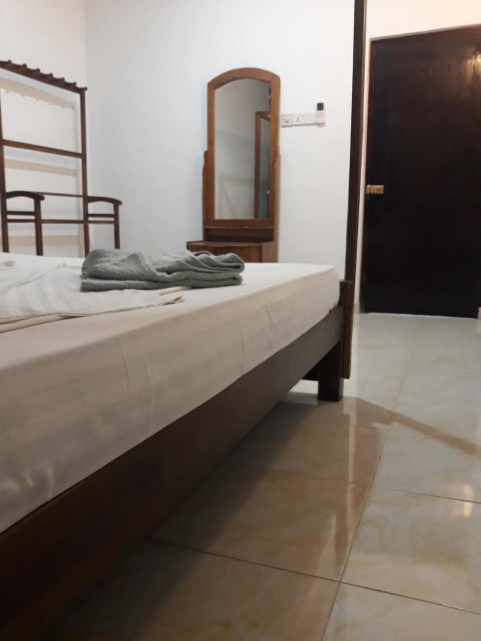 Coco Hostels - Weligama Luaran gambar